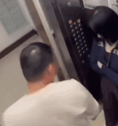 796e8df9836798610a517c917c395b3b_1787593182_0688.gif