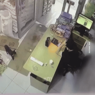 3c9a93cd6b70df7dc466a5ae7043f6d6_1788538958_4679.gif